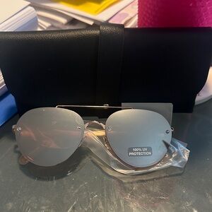 Fossil Rose Gold Aviator Sunglasses